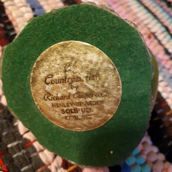 Cute little mouse in apple - Country Tails by Richard Cooper - Made in England - Picture 5 of 5
